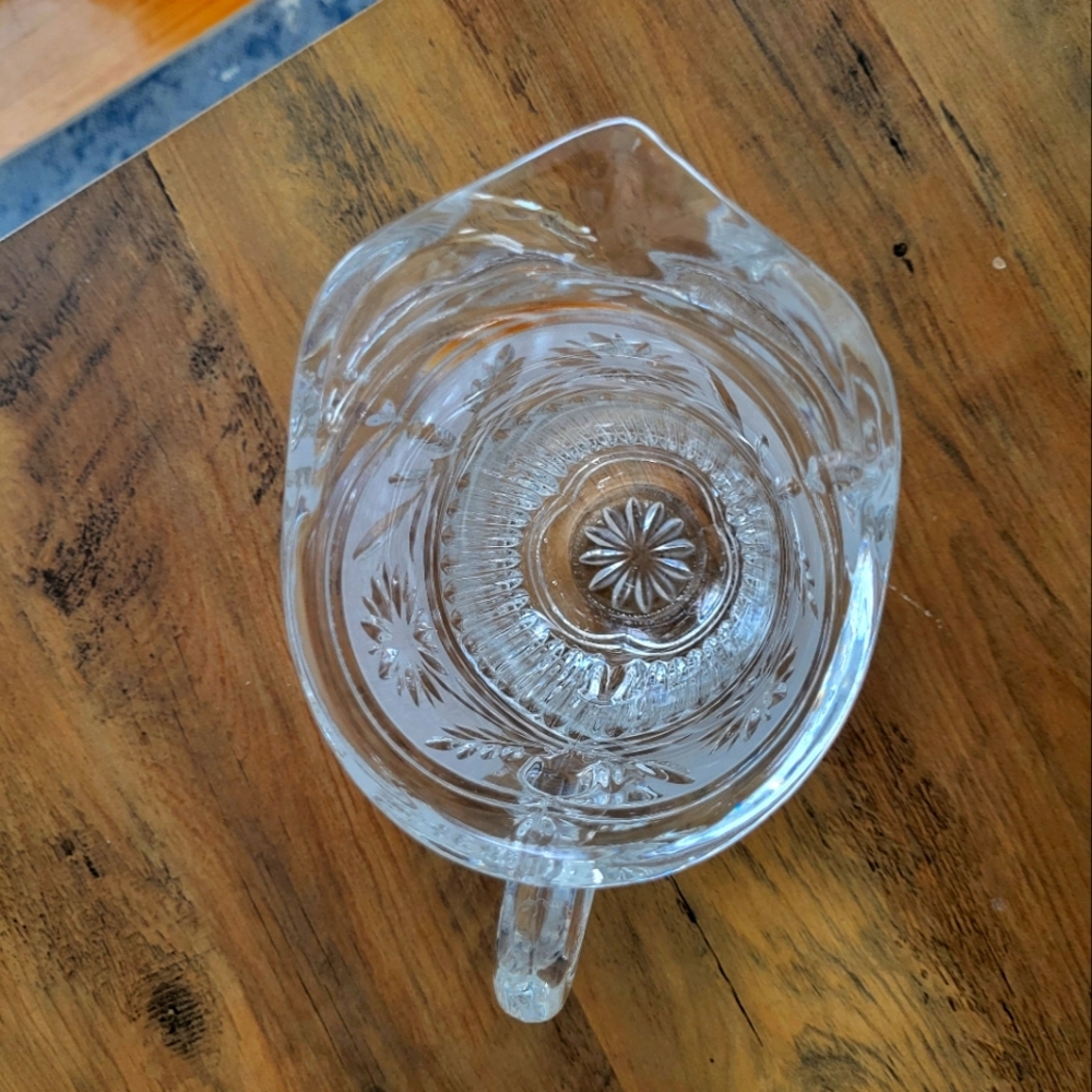 Crystal Pitcher - Picture 3 of 9